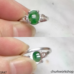 Silver molt green oval jade ring
