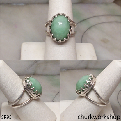 Light green jade ring
