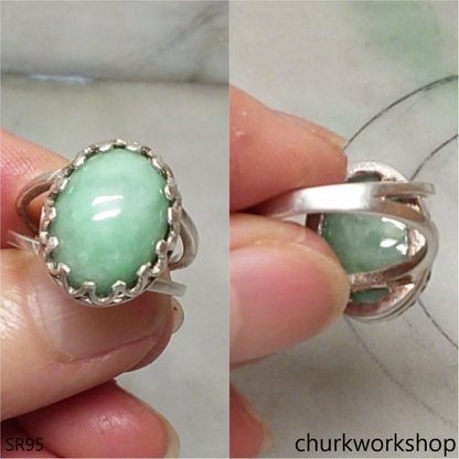 Light green jade ring