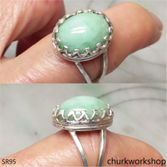 Light green jade ring