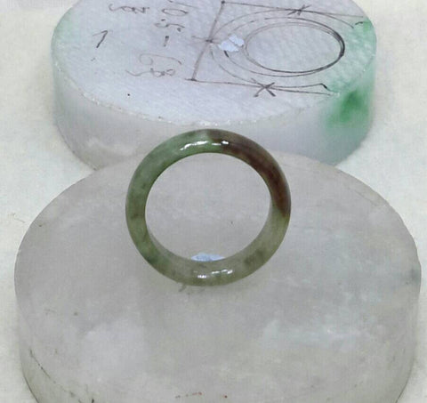 Multi-color pinkie jade band