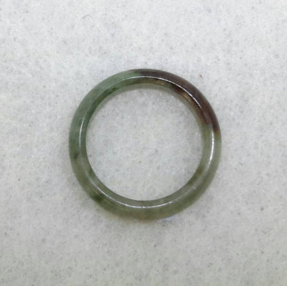 Multi-color pinkie jade band