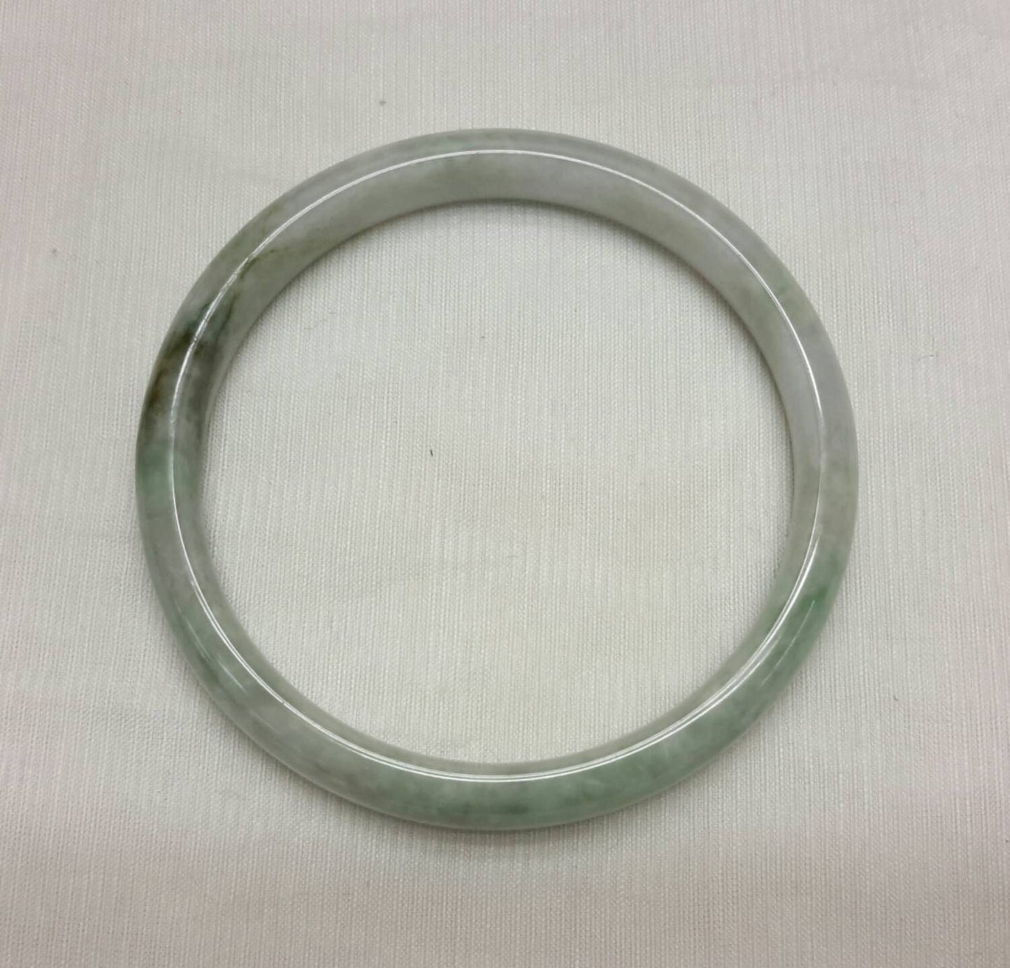 Light green jade bangle