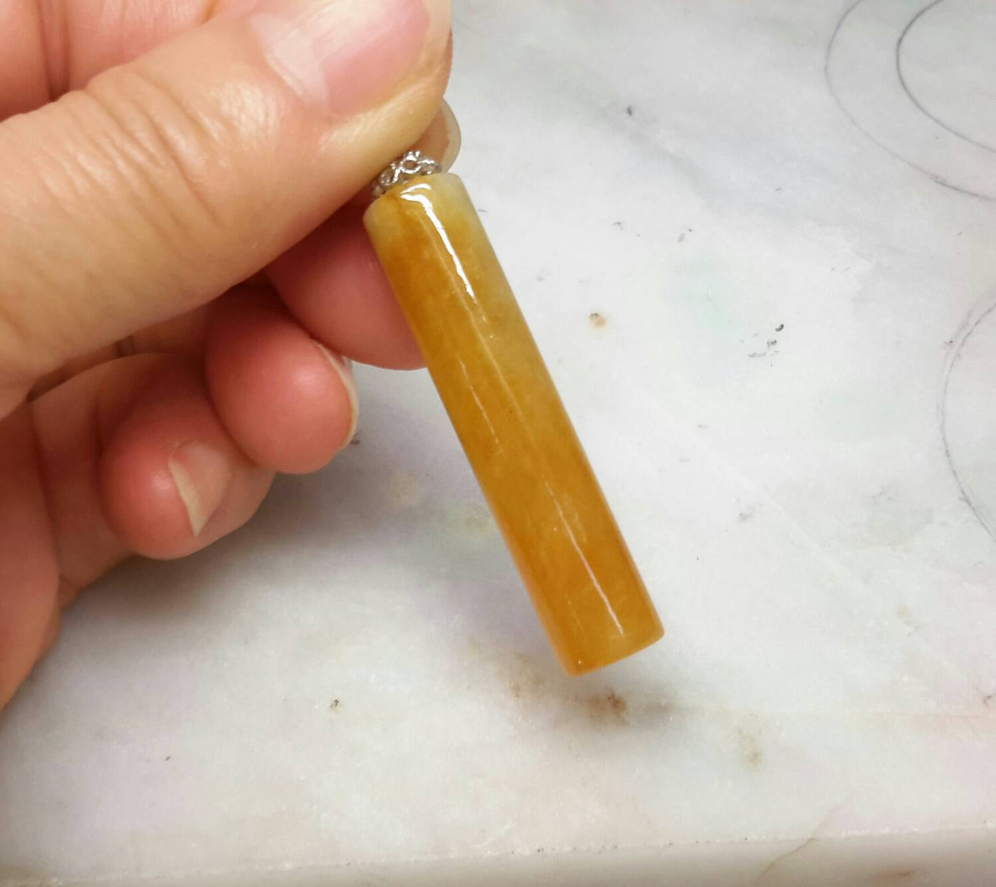 Red jade pendant