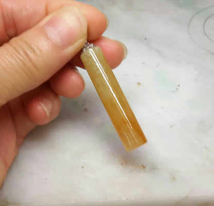 Red jade pendant